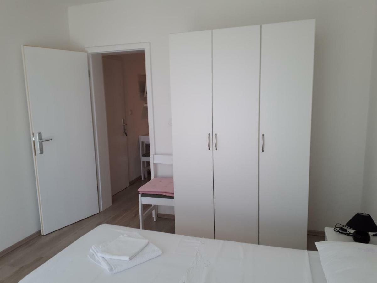 Apartments Tomas Сень Экстерьер фото